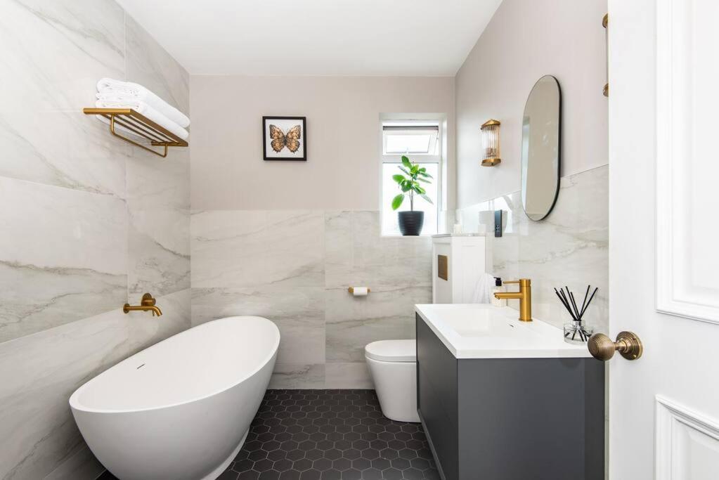 Newly Renovated Victorian House With Free Parking Villa Brighton Eksteriør bilde